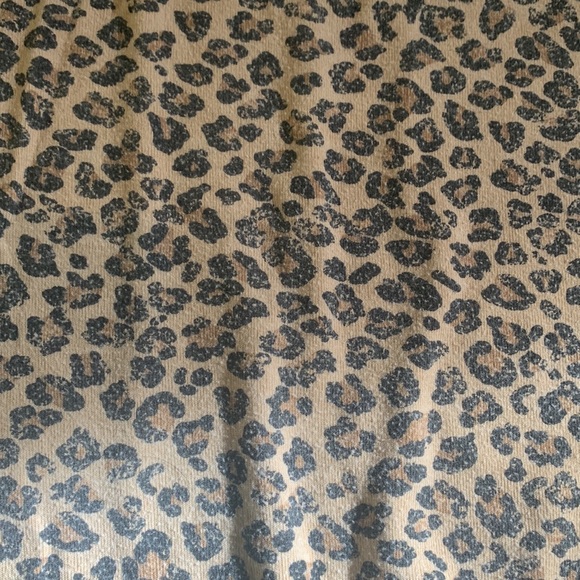 Splendid XS Leopard Print Pajama Top - Picture 4 of 6